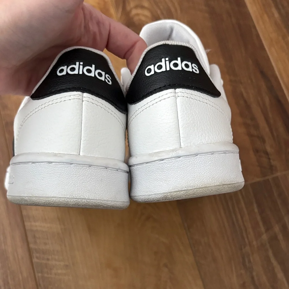 2/$22🌼 Adidas Grand Court Sneakers with Classic White and Black - Picture 14 of 14